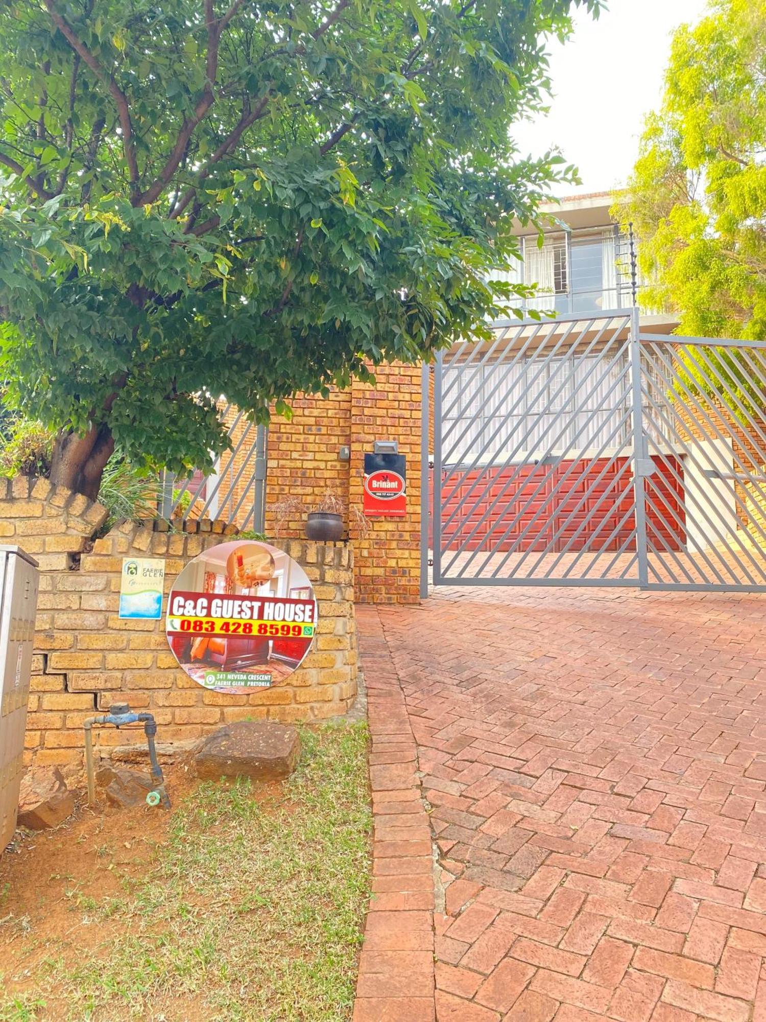 C And C Guest House/ Bed And Breakfast Pretoria-Noord Esterno foto